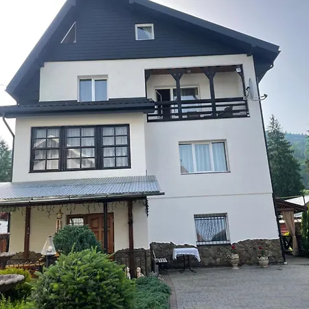 зелена над рікою Sławsko