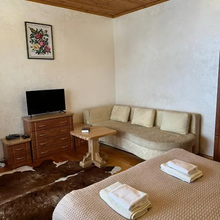 зелена над рікою Gospodarstwo wiejskie