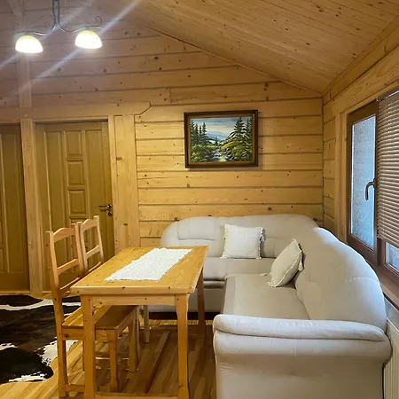 зелена над рікою Sławsko