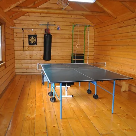 Gospodarstwo wiejskie зелена над рікою