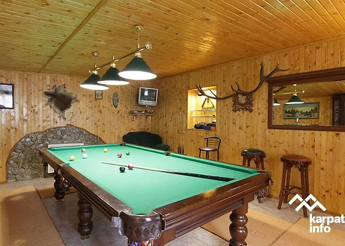 Country house зелена над рікою Slavske